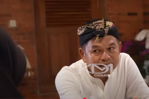 Lembur Pakuan Jadi Posko Aduan Warga, Begini Cara Dedi Mulyadi Menampung Keluhan