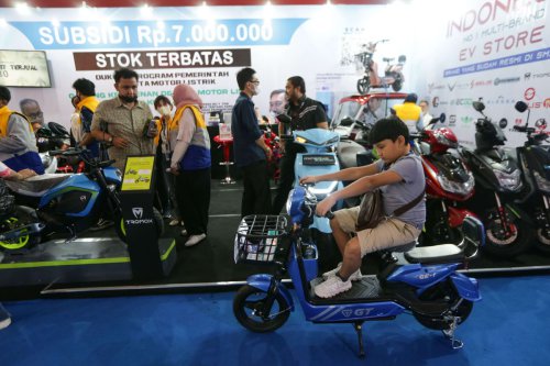 Insentif Kendaraan Listrik Harus Lebih Tepat Sasaran