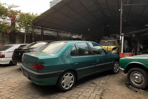 Peugeot, mobil, mobil retro, Peugeot 306, Komunitas, anak muda, Mobil Retro Naik Daun, Peugeot Dilirik karena Terjangkau