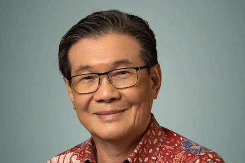 1. Prajogo Pangestu, 2. Low Tuck Kwong, 3. Robert Budi Hartono, 4. Michael Hartono, 5. Sri Dato Tahir, 6. Otto Toto Sugiri, 7. Sri Prakash Lohia, 8. Haryanto Tjiptodiharjo, 9. Marina Budiman, 10. Lim Hariyanto Wijaya Sarwono, Top 10+ Orang Terkaya di Indonesia Akhir Januari 2026: Harta Prajogo Turun, Lim Hariyanto Geser Konglomerat Asal Malang