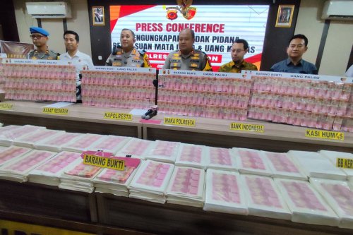 Polisi Bongkar Pabrik Uang Palsu di Cirebon, Beroperasi sejak 2022, Nyaris Edarkan Rp 12 M Jelang Lebaran