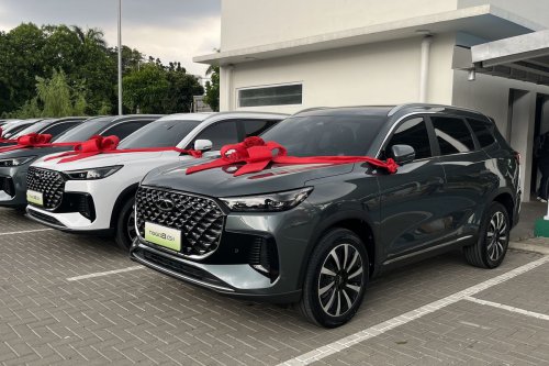 Chery, Tiggo 8 CSH, Penyerahan, handover, penyerahan, Chery Serahkan 100 Unit Pertama Tiggo 8 CSH ke Konsumen