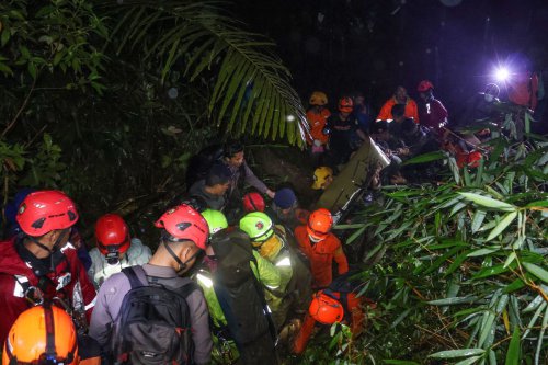 Dua Korban Pesawat ATR 42-500 Ditemukan, Basarnas Kini Fokus Pencarian di Lima Sektor