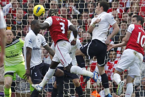 Tottenham, Derby London Utara, Arsenal, Premier League, Arsene Wenger, Cerita Comeback Gila Arsenal di Derbi London Utara 14 Tahun Lalu