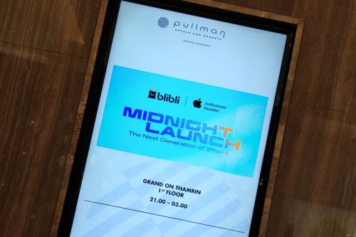 Blibli Serahkan iPhone 17 ke Pembeli Pertama di Jakarta Malam Ini