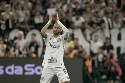 Respons Neymar Usai Kontak Fisik dengan Robinho Jr di Latihan Santos FC