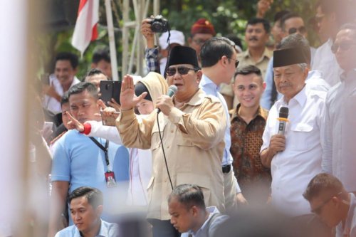prabowo subianto, Bibit Waluyo, tanda kehormatan, pangkat istimewa, profil Bibit Waluyo, prabowo berikan pangkat istimewa, penghargaan bibit waluyo, Alasan Prabowo Anugerahkan Pangkat Istimewa ke Bibit Waluyo