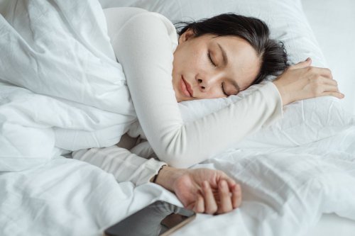 Posisi Tidur Terbaik untuk Mengatasi Berbagai Masalah Kesehatan