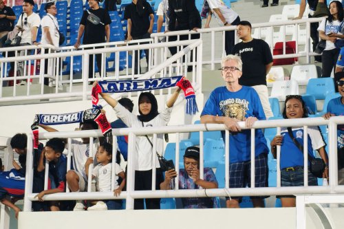 HT Arema FC Vs Dewa United 0-1: Sundulan Alex Martins Jadi Pembeda