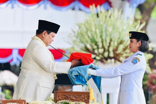 2 Paskibraka HUT ke-80 RI Terima Beasiswa Rp100 Juta, Usai Bertugas di Istana
