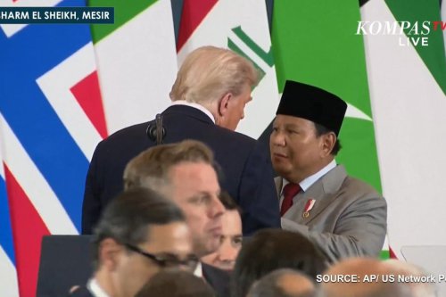 Prabowo Tanyakan Pertemuan dengan Eric Trump, Eric Trump dan Don Jr. dalam Trump Organization, Gedung Putih dan Kementerian Luar Negeri RI Belum Berkomentar, Prabowo Saksikan Penandatanganan Kesepakatan Perdamaian Gaza, Trump Sebut Pemimpin Dunia yang Membantu Perdamaian Gaza, Kesepakatan Perdamaian Gaza Tercapai Berkat Persatuan Pemimpin Dunia, Apa yang Dibicarakan Prabowo dan Trump di KTT Gaza yang Terekam Mikrofon?