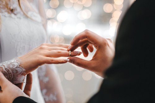 Polemik Soal Nikah Siri, Kumpul Kebo, dan KUHP Baru, Apa yang Perlu Diketahui?