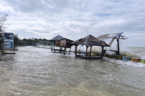 BMKG Ingatkan Potensi Banjir Rob di Probolinggo pada 2-9 Desember 2025