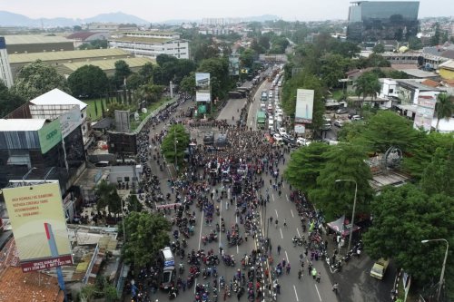 Demo Buruh 28 Agustus 2025: Ribuan Pekerja Siap Geruduk DPR dan Kantor Gubernur