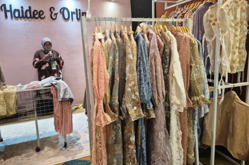 Zyta Delia Bagikan Tips Membeli Baju Lebaran, Jangan Sekadar Pilih Model