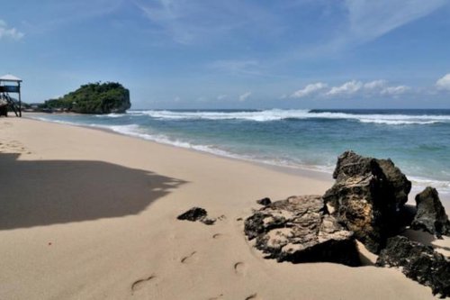 Top 8+ Pantai di Yogyakarta Berpasir Hitam hingga Putih, Cocok Dikunjungi Saat Libur Lebaran 2025
