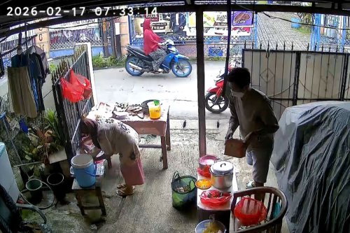 Kisah Nenek Atnah, 30 Tahun Berjualan Nasi Uduk, Modal Rp 700.000 Raib Digasak Pencuri Berkedok Pembeli