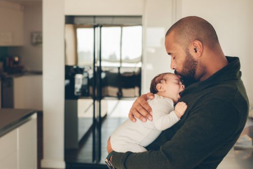 Cara Menjelaskan pada Anak tentang Ayah Non-biologis, Begini Saran Psikolog