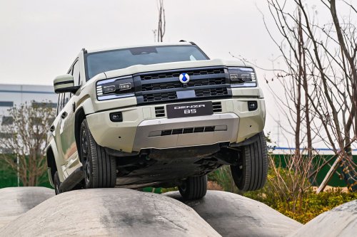 SUV PHEV Denza B5 Jadi Meluncur Tahun Ini?