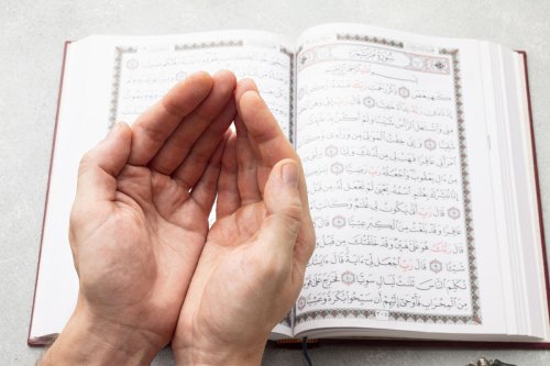 Bacaan Doa Isra Miraj dan Beberapa Amalan yang Dianjurkan