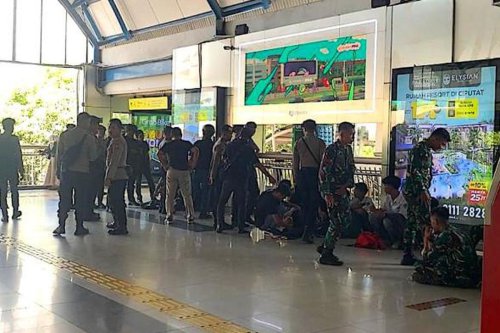 Polisi Amankan Puluhan Pemuda dan 120 Pelajar Diduga Hendak Demo Buruh di DPR, Ada yang Bawa Petasan