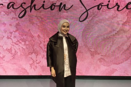 Ria Miranda, Modest wear, modest fashion, RiaMiranda, fashion soiree RiaMiranda, baju modest, koleks baru ria miranda, RiaMiranda Hadirkan Koleksi Baru Juxtaposed, Padukan Kontras dan Multi-Way Styling