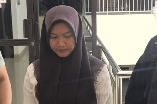 Kisah Pilu ART di Bengkulu. Sendirian Jalani Sidang Kasus 'Cubit Anak' Majikan yang Merupakan Anggota DPRD