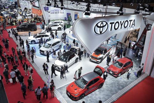 Toyota Respons Pelemahan Rupiah, Harga Mobil Bakal Naik?