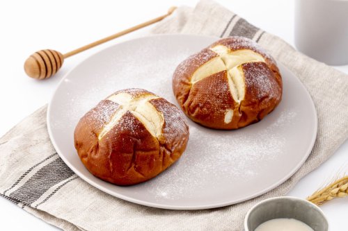 Resep Hot Cross Buns, Roti Manis Rempah Ikonik Eropa