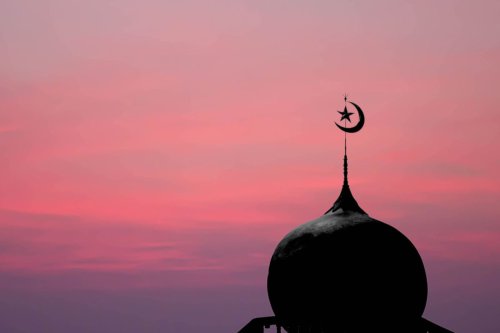 Jadwal Imsak dan Shalat Subuh Kota Surabaya Hari Ini, 8 Maret 2026