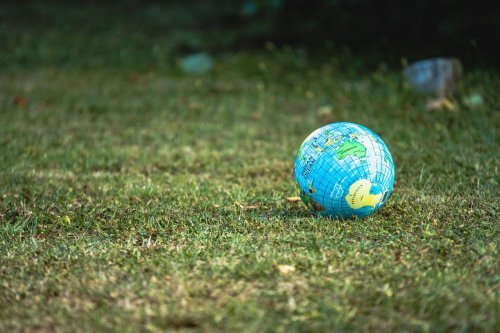 Tema Hari Bumi 2025 "Our Power, Our Planet", Ini 50 Contoh Ucapan Menarik untuk Medsos