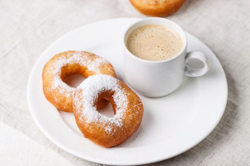 Cara Bikin Donat Kentang Empuk Tanpa Uleni Lama, Pakai Metode Ini
