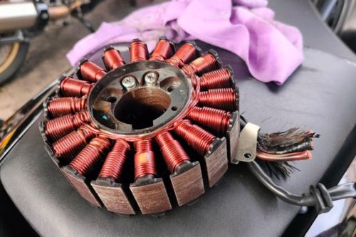 Kenapa Saat Alternator Rusak Bisa Bikin Mobil Mogok?