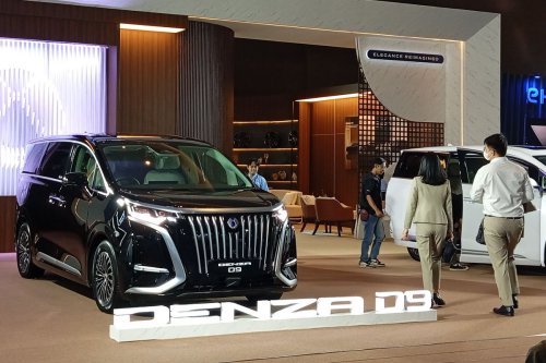 Periklindo Electric Vehicle Show, PEVS, JIExpo Kemayoran, kendaraan listrik, STNK, motor listrik, mobil listrik, PEVS 2025, Gratis Datang ke PEVS 2025, Cukup Tunjukkan STNK EV