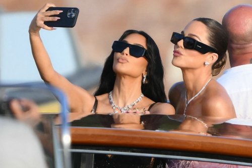 Gaya 10 Artis di Pernikahan Jeff Bezos dan Lauren Sanchez, Ada Kim Kardashian