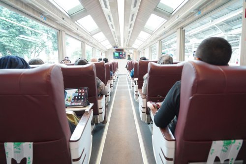 Top 11.819+ Wisatawan Naik Kereta Panoramic Saat Libur Nataru