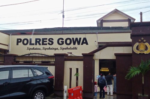 Polwan Diduga Bersekongkol dengan 3 Oknum TNI Peras Sopir Travel Rp 30 Juta di Gowa, Modus Razia TKI Ilegal