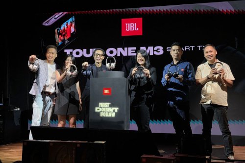 Headphone JBL Tour One M3 Smart Tx Resmi di Indonesia, Harga Rp 7 Jutaan