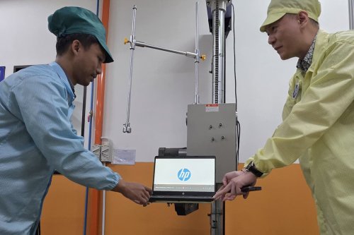 HP Produksi Laptop di Batam, Komitmen Ikuti Aturan TKDN Pemerintah