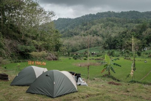 Trekking Santai di Desa Tinalah Kulon Progo, Ada Jalur "Luna Maya"