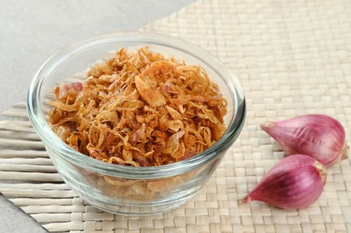Cara bikin Bawang Goreng Renyah yang Tahan Disimpan Berbulan-bulan