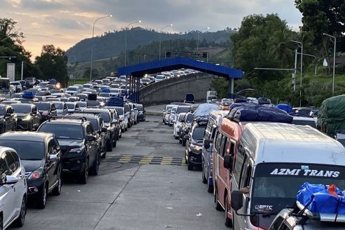 Mobil Dipinjam untuk Mudik Alami Kecelakaan, Ditanggung Asuransi?