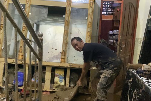 Kisah Heroik Warga Sukabumi Selamatkan Anak Kecil di Tengah Banjir Bandang Cisolok