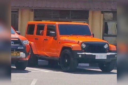 Viral Rubicon Oranye Berpelat Palsu di Makassar, AKP Ramli: Saya Lupa Lepas Pelat dari Kampung