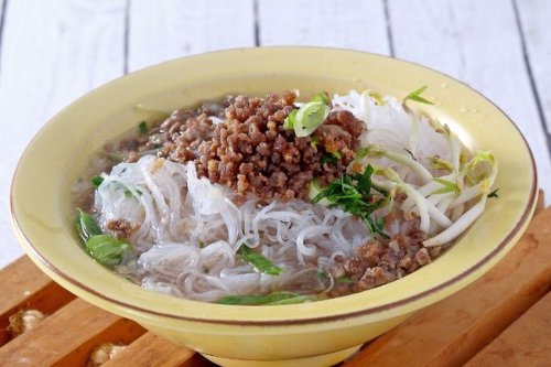 Resep Bihun Kuah Daging Sapi, Ide Makanan Berkuah Hangat