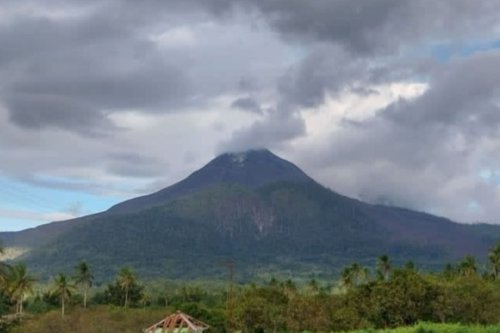 Gunung Lewotobi Laki-laki Naik ke Level Siaga, Aktivitas Radius 5 Km Dilarang