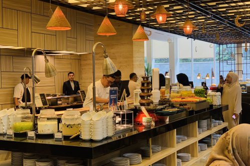 Ada Jajan Pasar hingga Makanan Korea, Hotel Aston Simatupang Tawarkan Promo Bukber Beli 5 Gratis 1