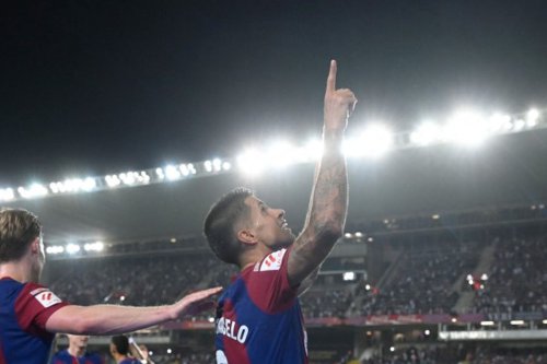 Joao Cancelo, Barcelona, Direktur Olahraga Barcelona, Deco, Liga Spanyol, Joao Cancelo Selangkah Lagi Berseragam Barcelona, Deco Punya Andil Besar