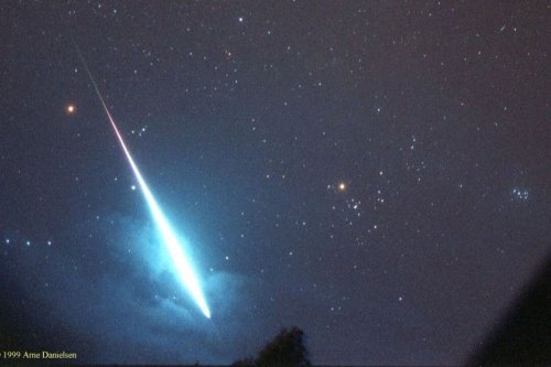 Waktu Terbaik Menyaksikan Hujan Meteor Geminid dan Cara Mengamatinya