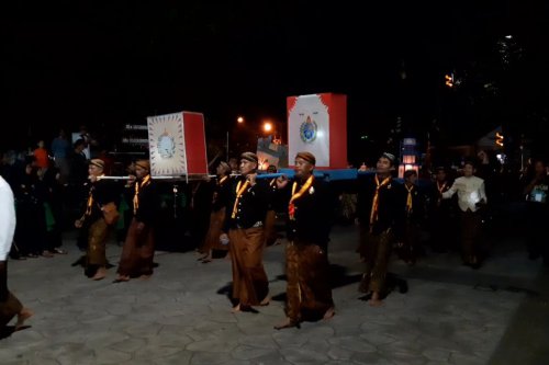 Tak Sembarangan, Ada Aturan Pakaian untuk Ikut Kirab Malam 1 Suro